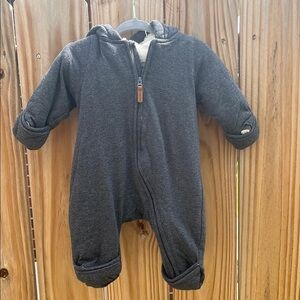 $6⭐️ H&M Cozy Gray Kids One Piece
